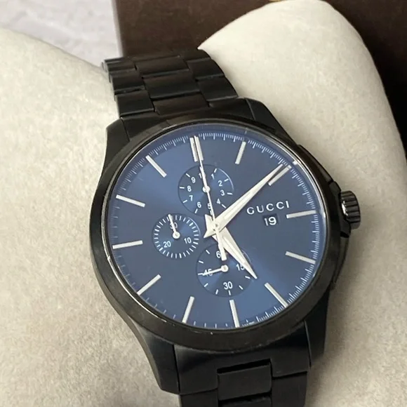 Gucci Mens Watch G-Timeless